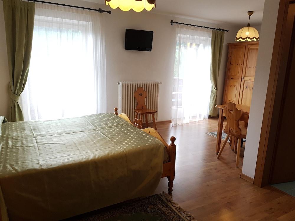 Hotel Des Alpes 코르티나 담페조 외부 사진