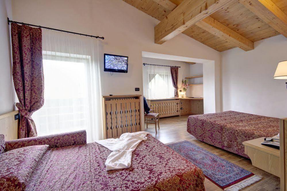 Hotel Des Alpes 코르티나 담페조 외부 사진